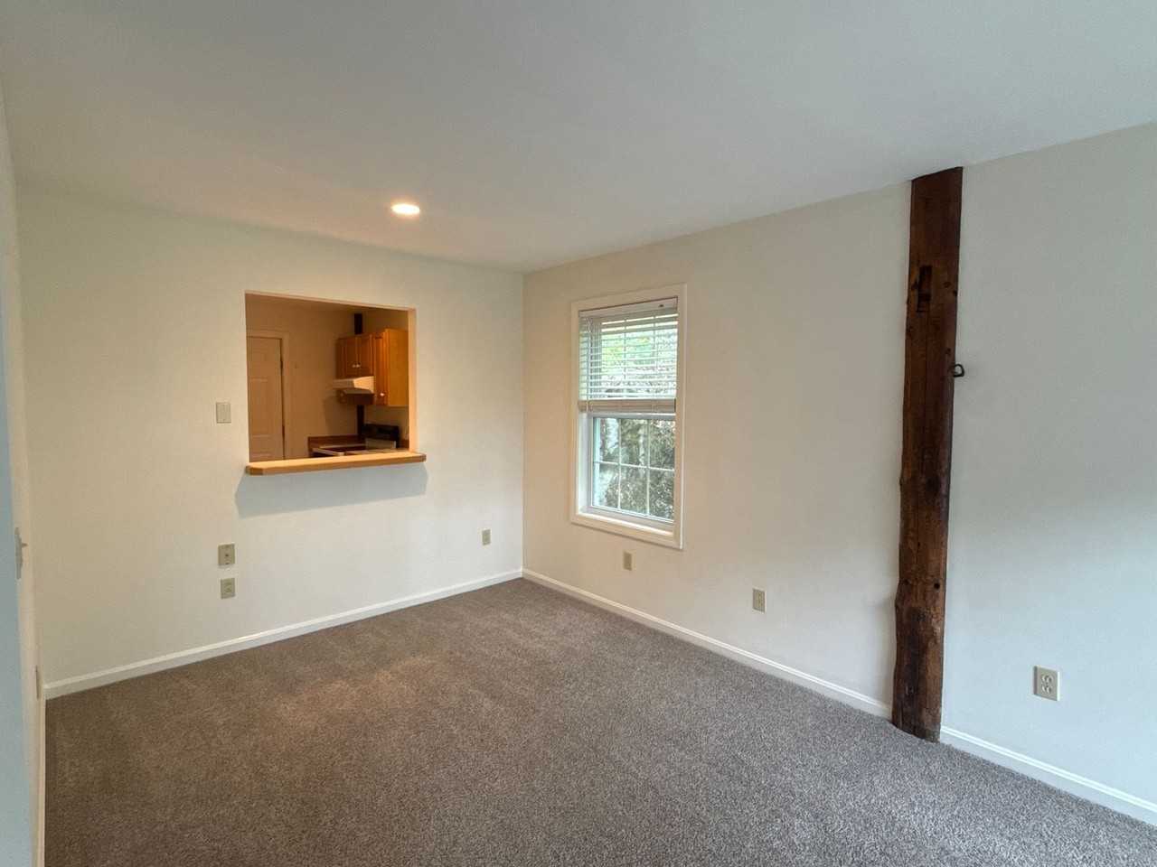109 Main St - Photo 4 of 22