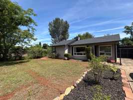 featured image of 2821 Blue View St