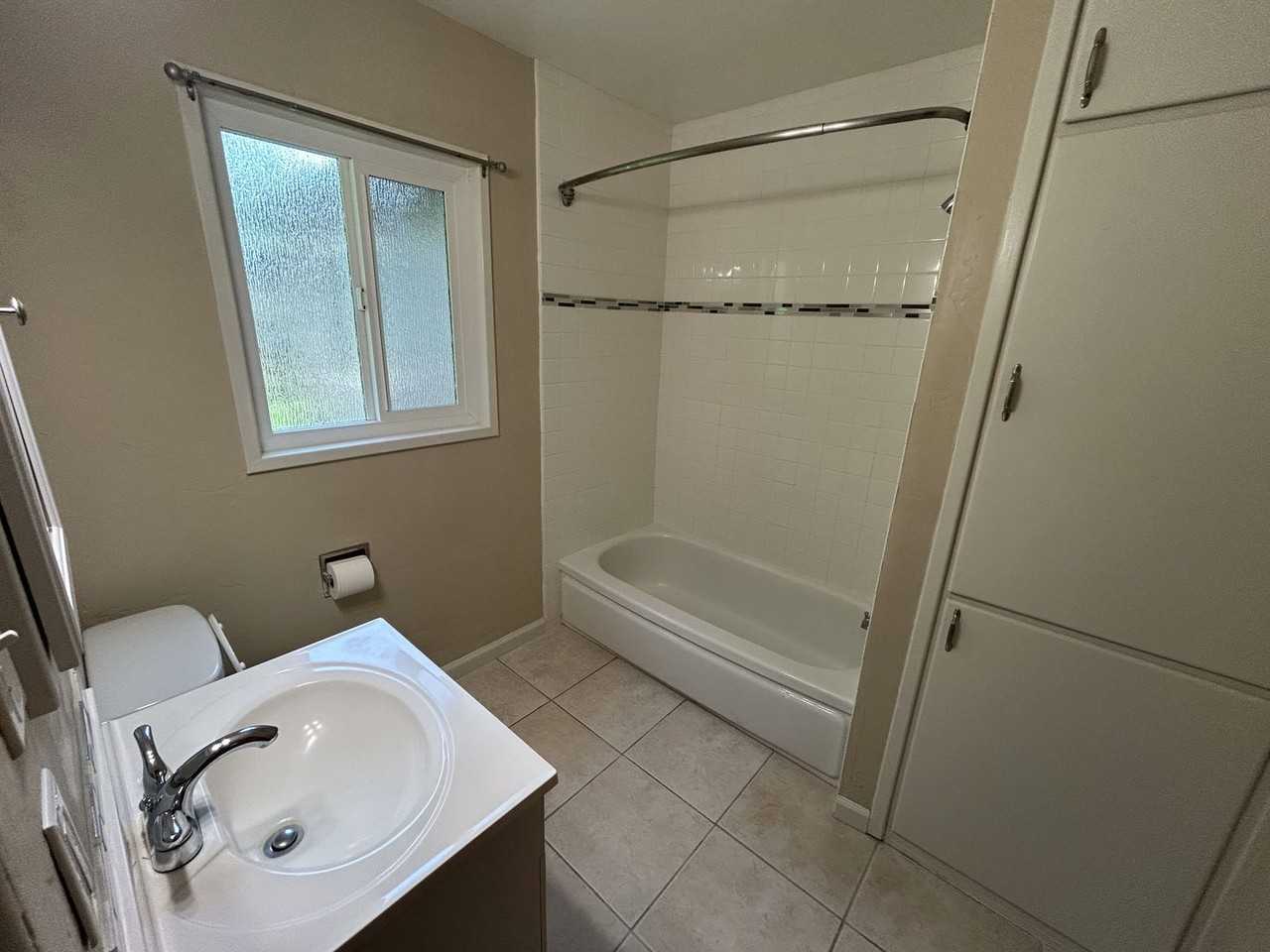 2821 Blue View St - Photo 7 of 13