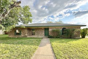 1017 Jackie Jo Ln - Photo 1 of 1