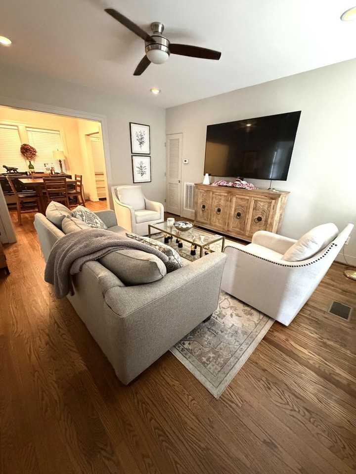 721 20th Ave - Photo 2 of 8