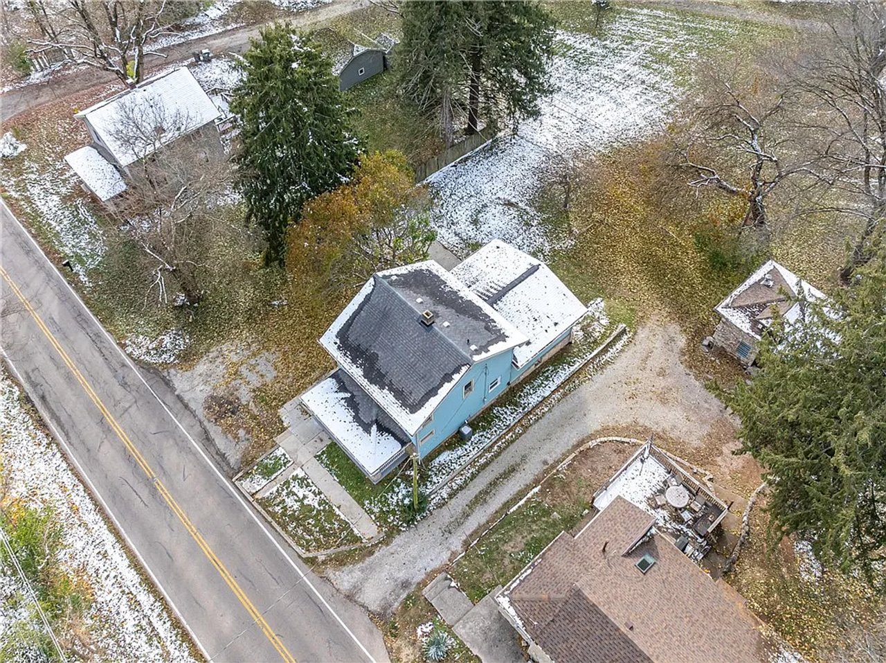 8915 Meeker Rd - Photo 4 of 23