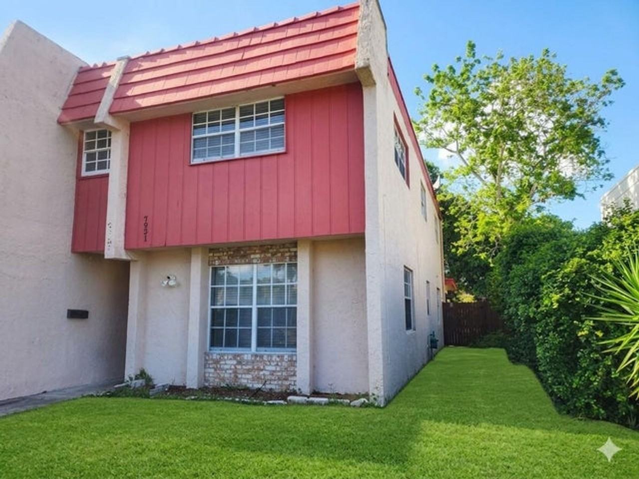 7931 Sw 7th Pl - Photo 6 of 11