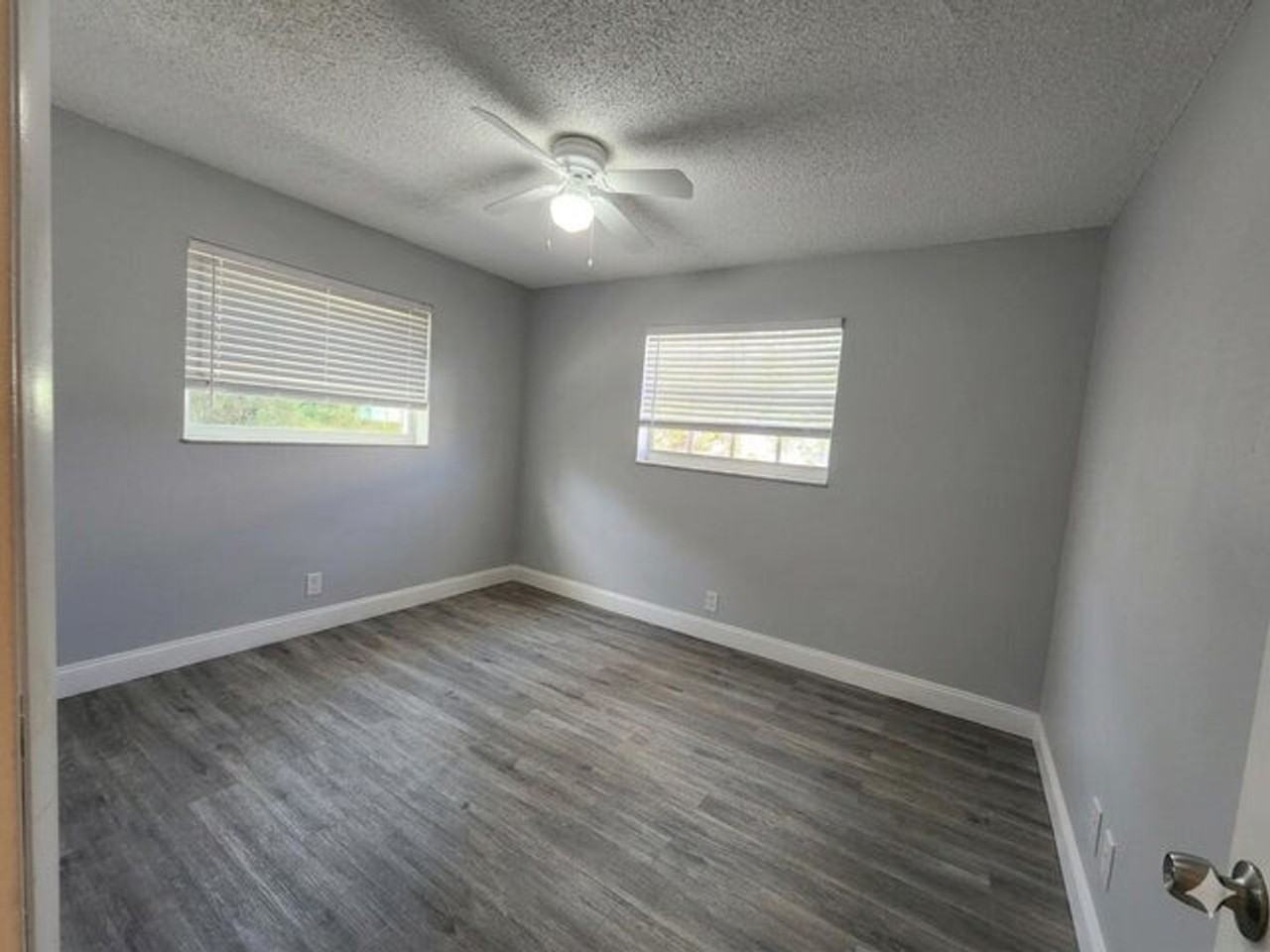 7931 Sw 7th Pl - Photo 7 of 11