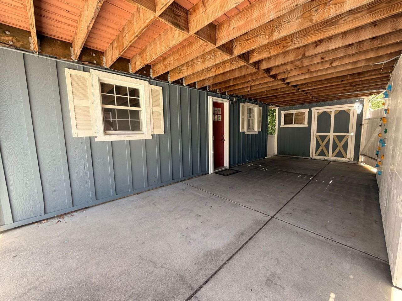 640 Tabor Dr - Photo 2 of 14