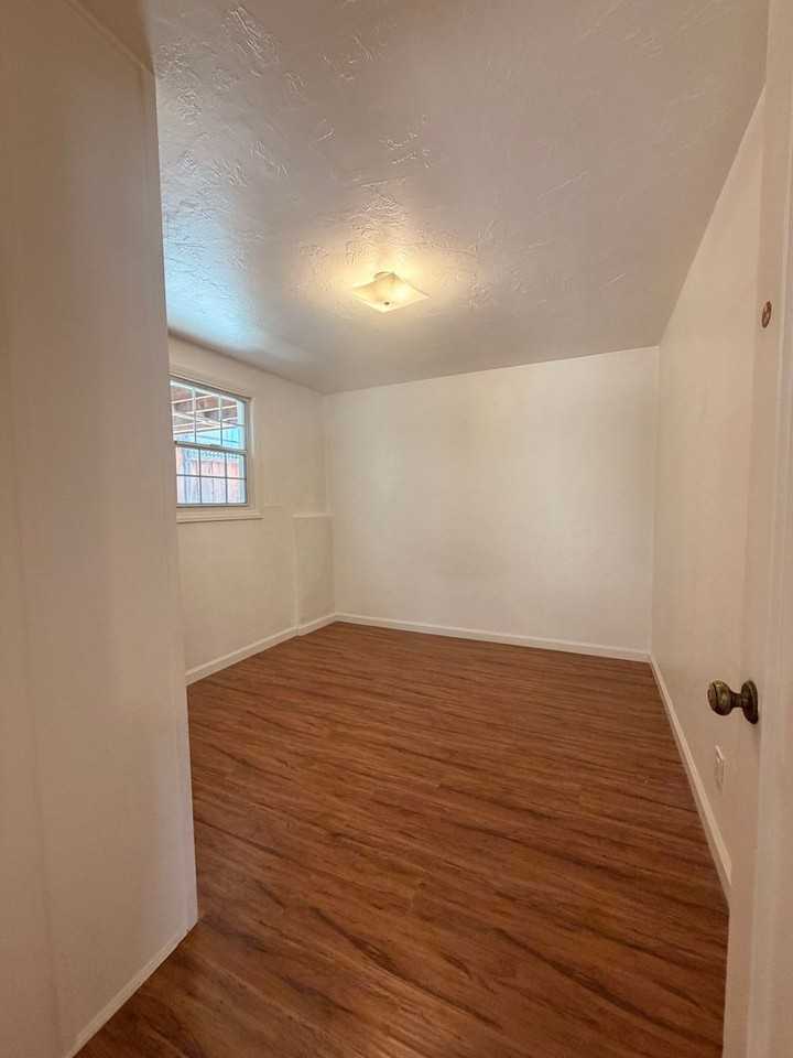 640 Tabor Dr - Photo 6 of 14