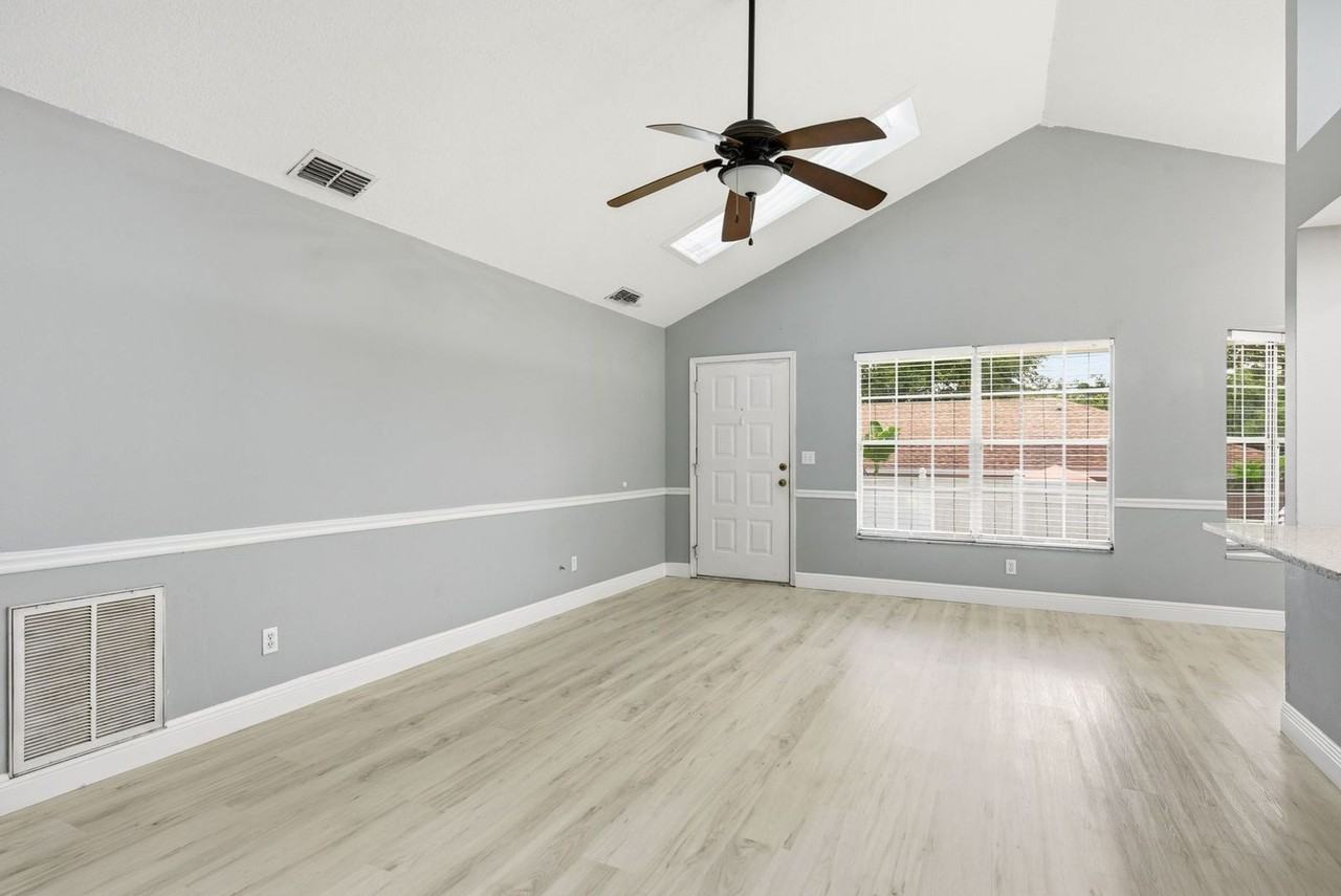 3726 Albion Ct - Photo 6 of 29