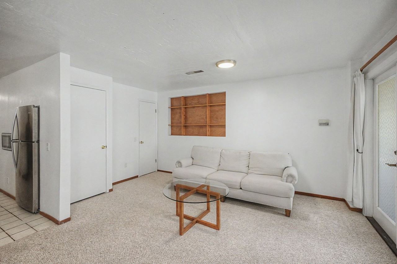 26185 Zdan Rd #B - Photo 3 of 10