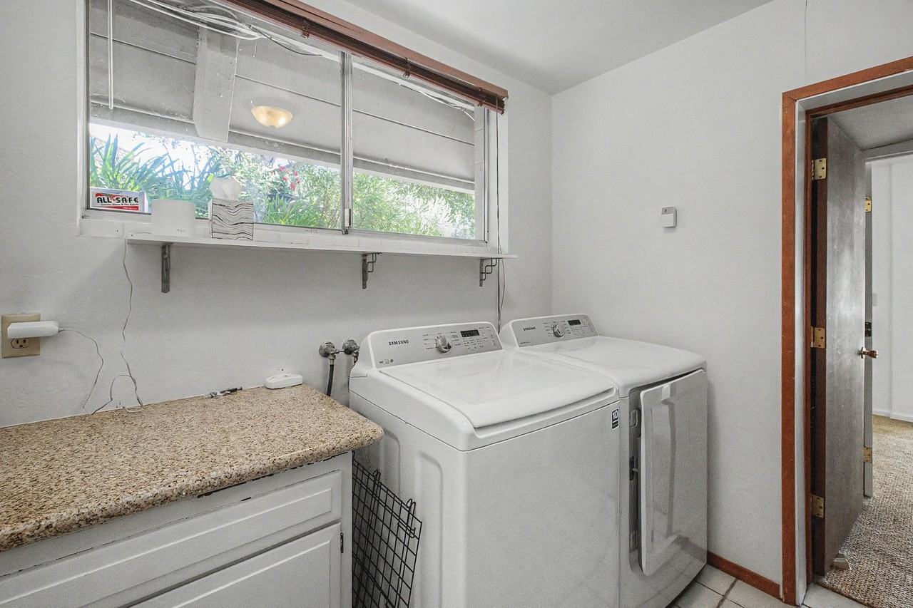 26185 Zdan Rd #B - Photo 6 of 10