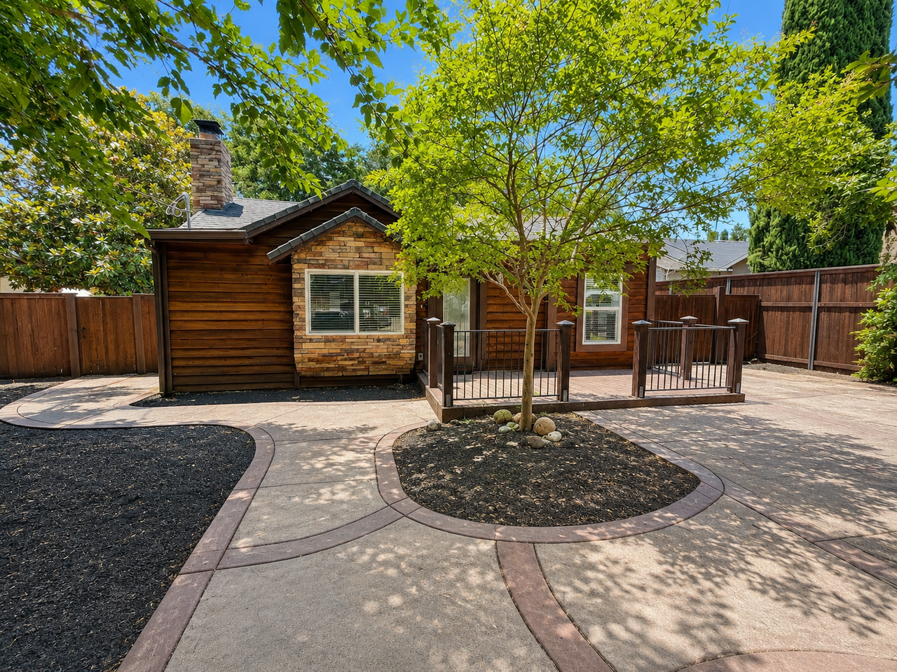 2245 Ceanothus Avenue - Photo 4 of 50