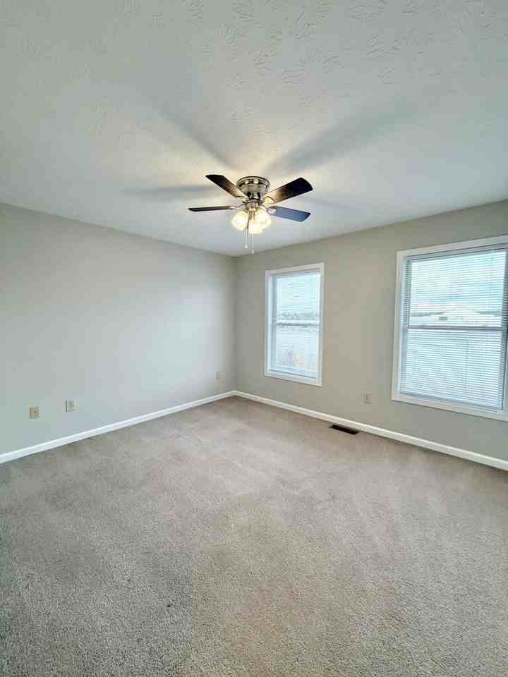135 Chatham Place - Photo 4 of 15