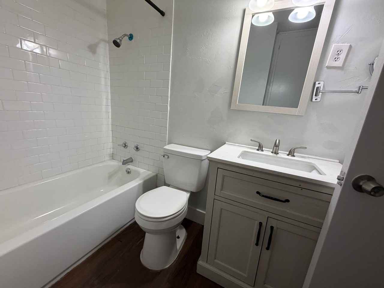 2946 Nw 13th St - Photo 6 of 19