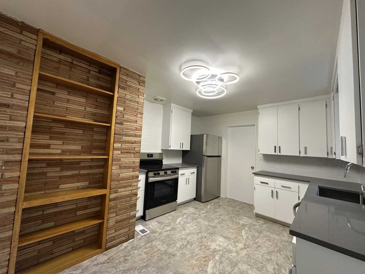931 Chemawa Rd N #1 - Photo 7 of 26