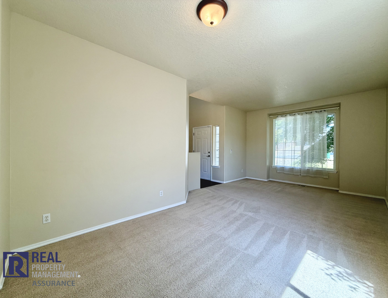 16045 Sw Goldeneye Ct - Photo 3 of 24