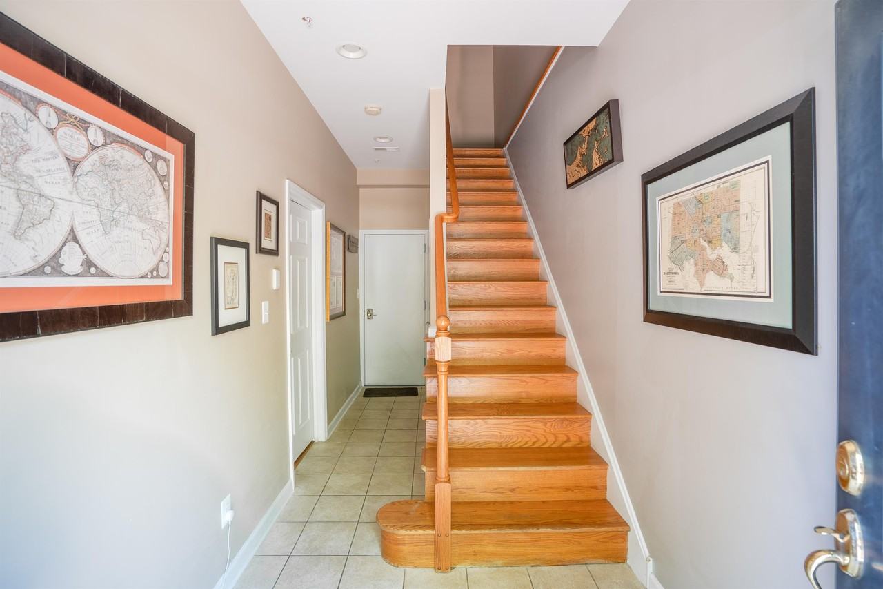 219 S Fremont Ave - Photo 2 of 15