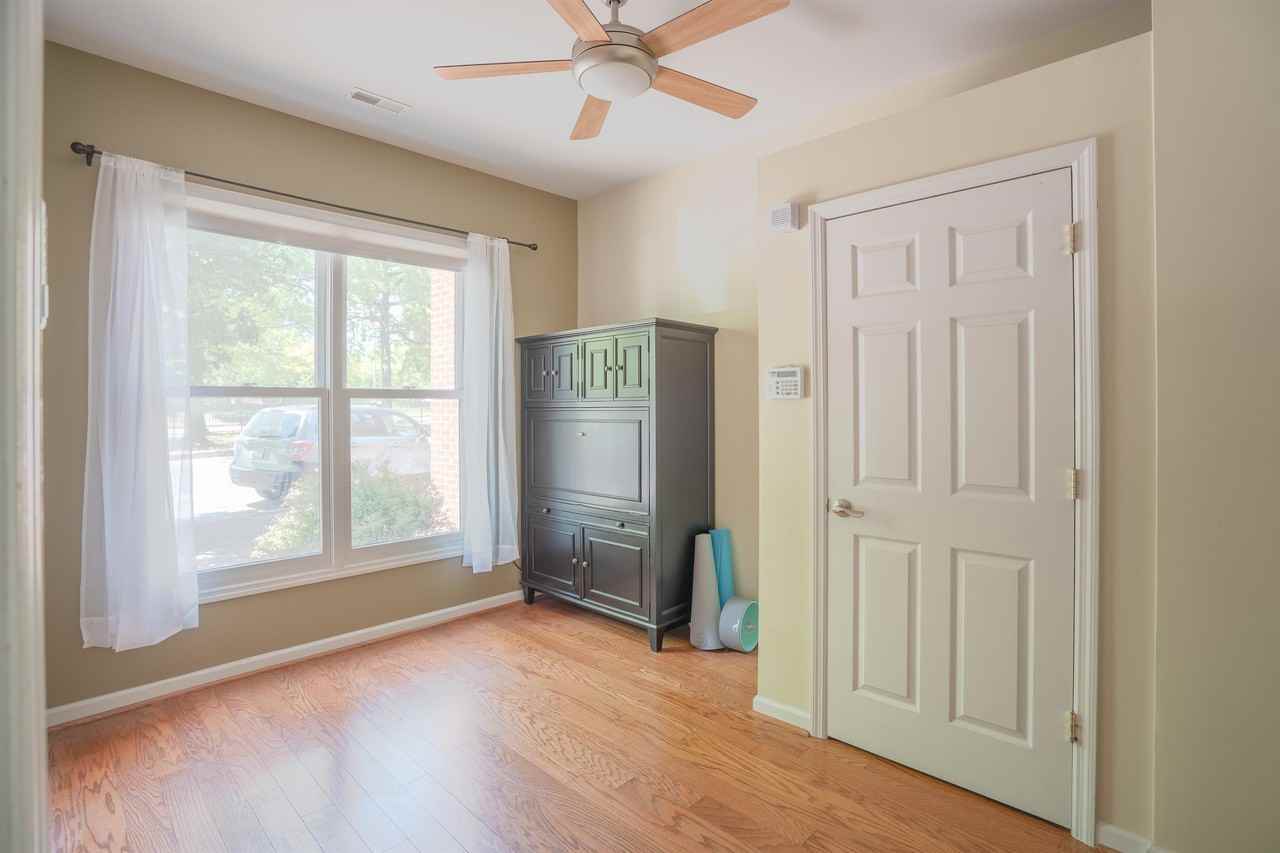 219 S Fremont Ave - Photo 3 of 15