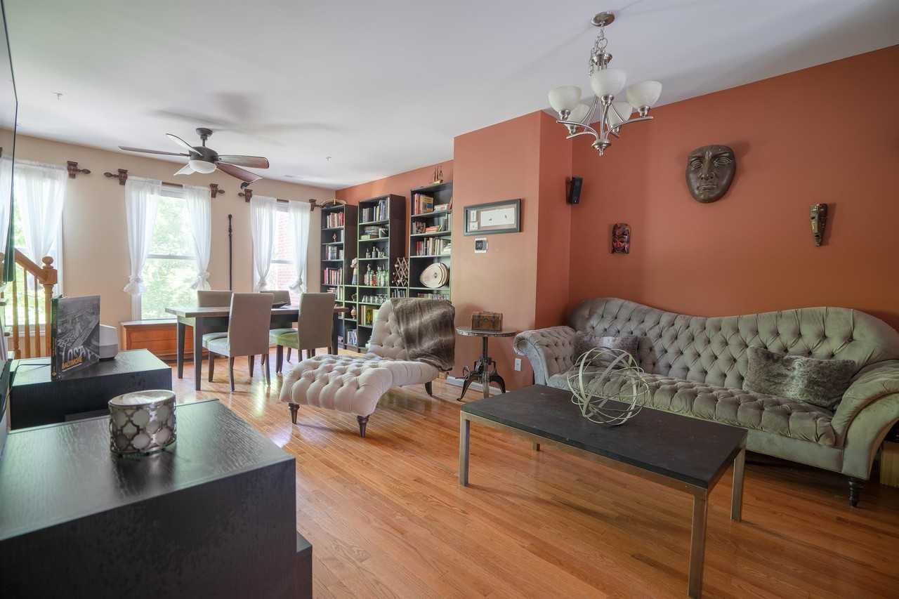 219 S Fremont Ave - Photo 6 of 15