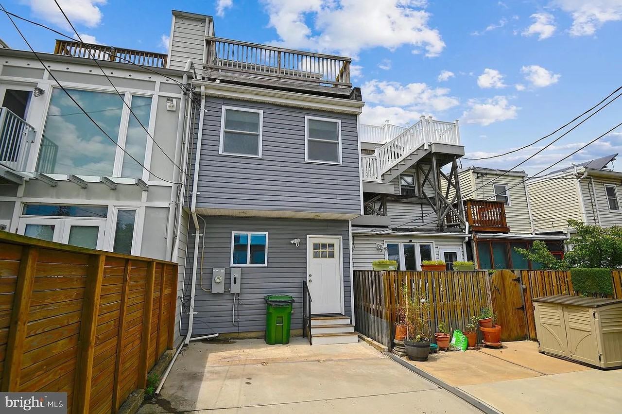 1469 Stevenson St - Photo 3 of 30