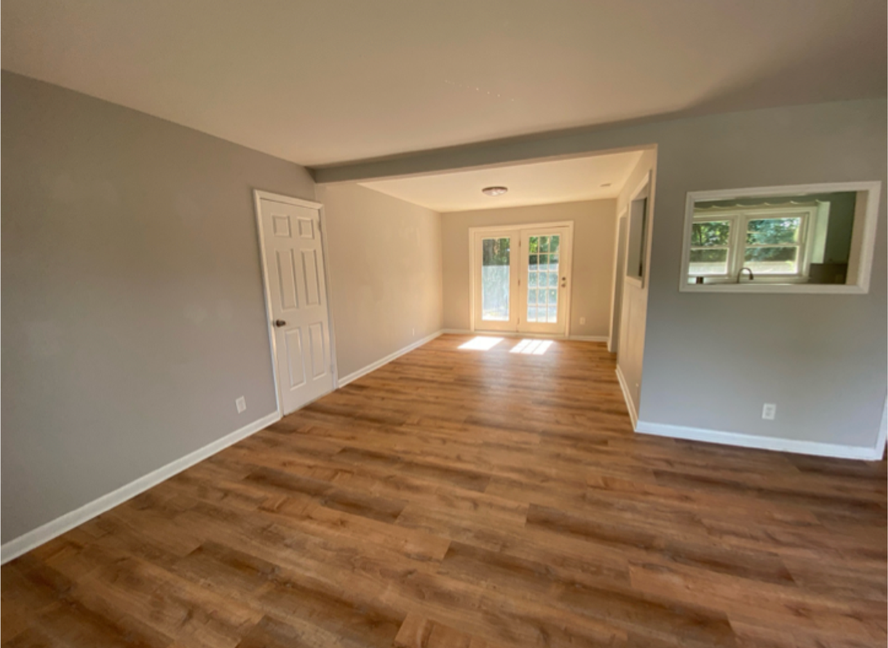 1008 Benning St - Photo 5 of 19