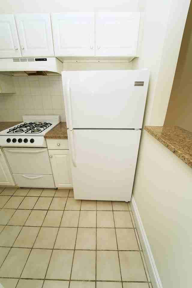 317B Allston St - Photo 7 of 17