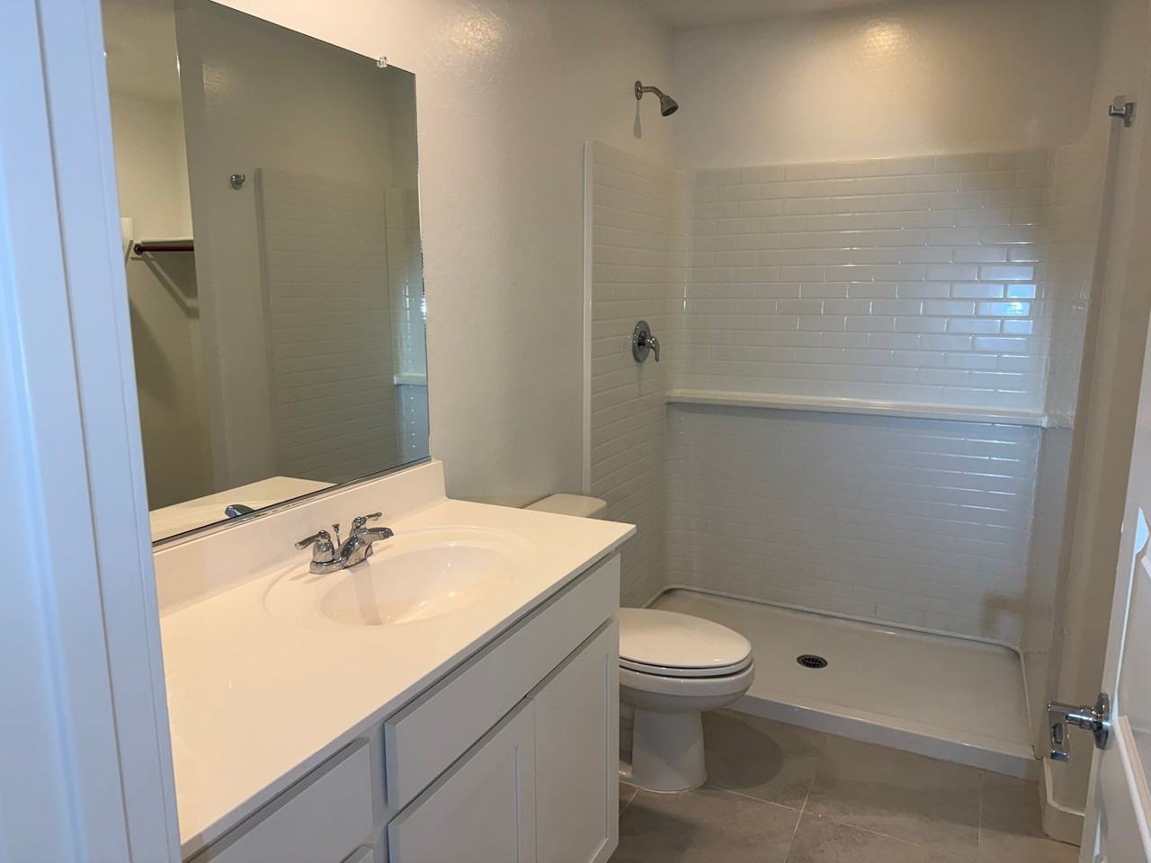 36605 W Mondragone Ln - Photo 4 of 31