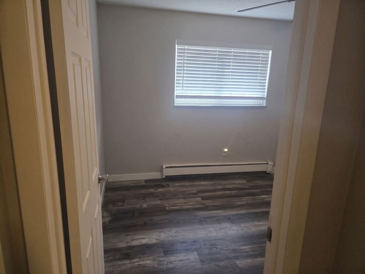 1936 Vinewood Ln #02 - Photo 6 of 10