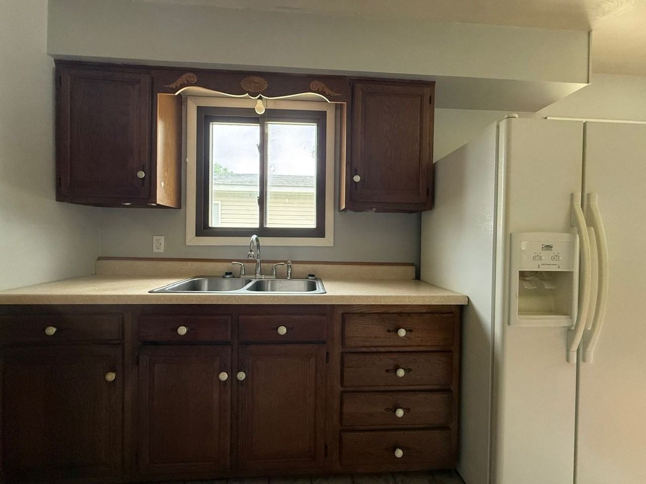 3702 Hoyt Ave - Photo 7 of 17