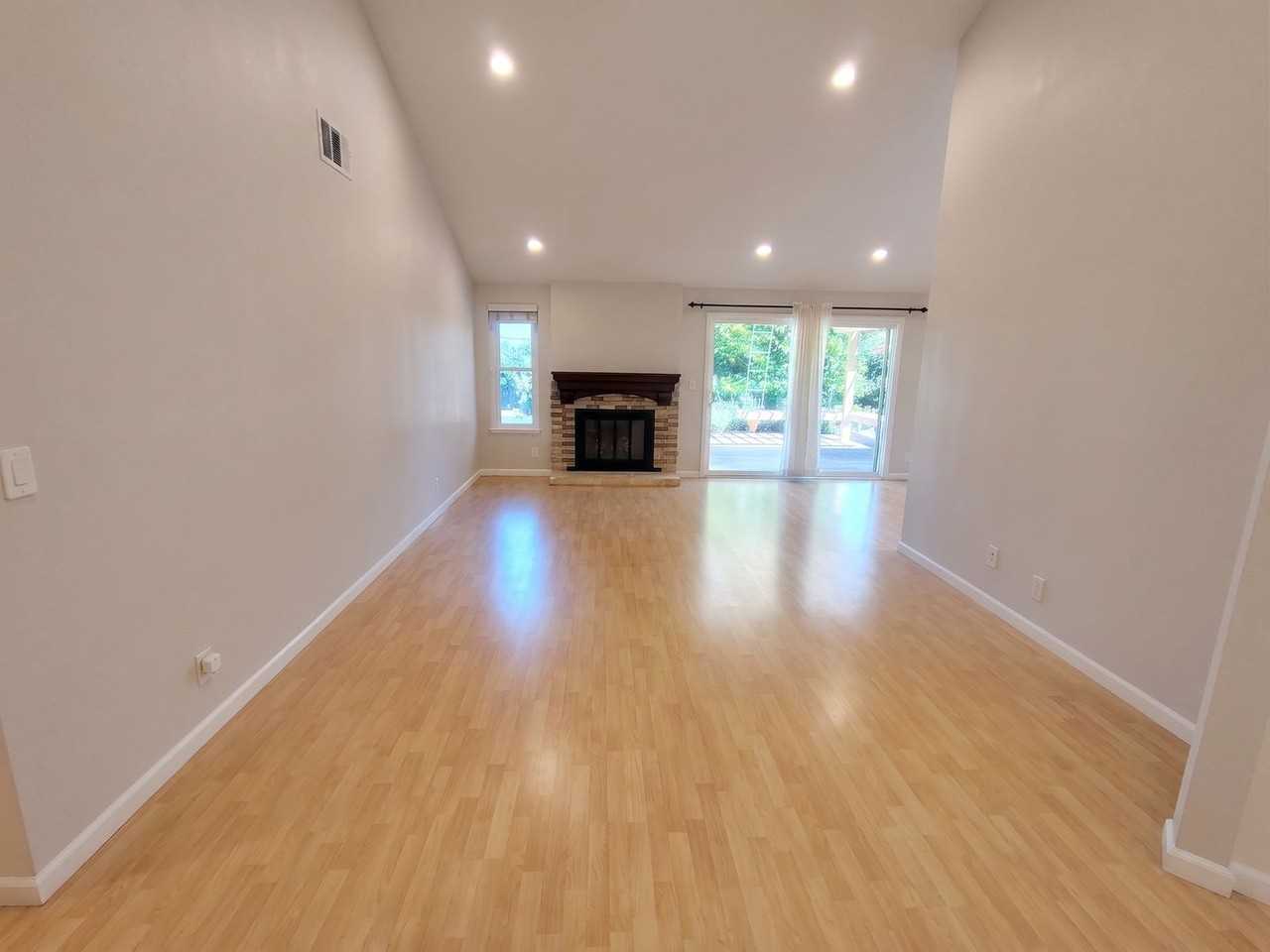 4653 Dinuba St - Photo 6 of 16