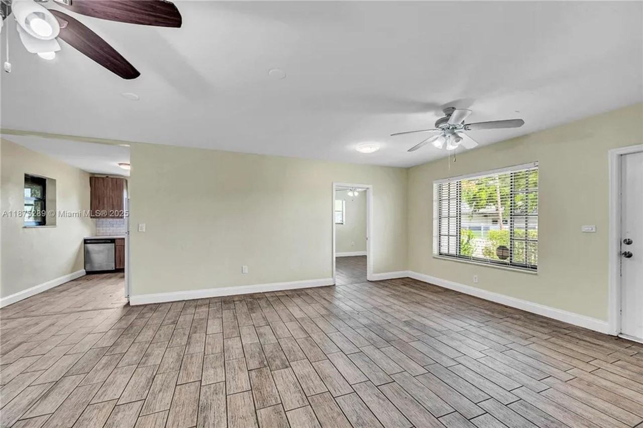 17130 Ne 7th Ave - Photo 6 of 16