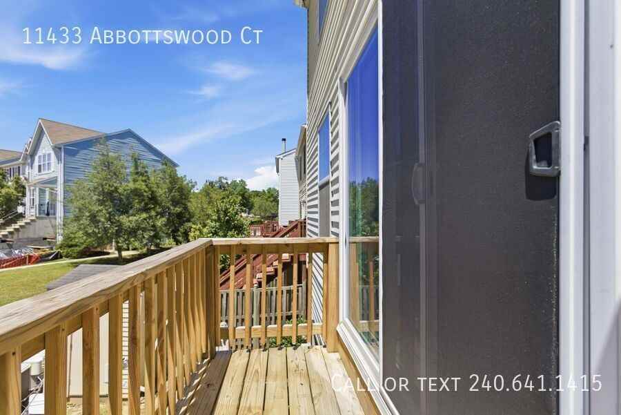 11433 Abbotswood Ct - Photo 5 of 14