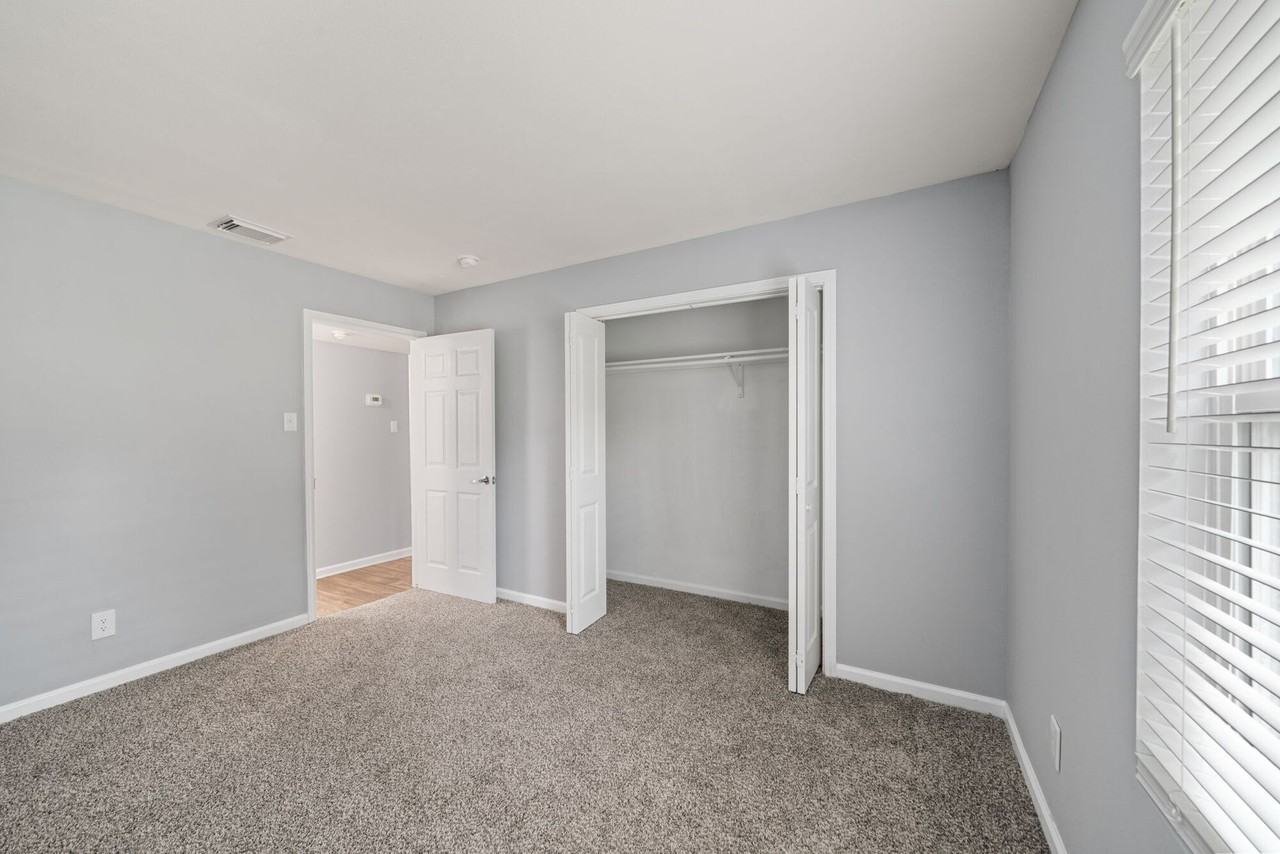 Aven East - Photo 6 of 16