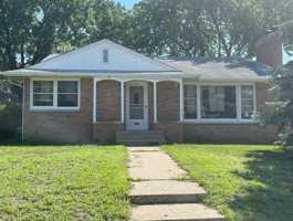 featured image of 6015 Newton Ave S