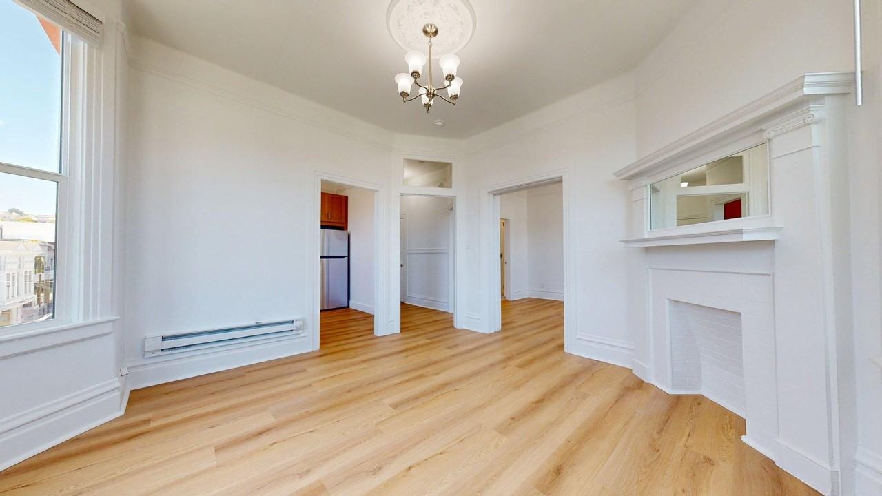 445 Octavia St #7 - Photo 2 of 16