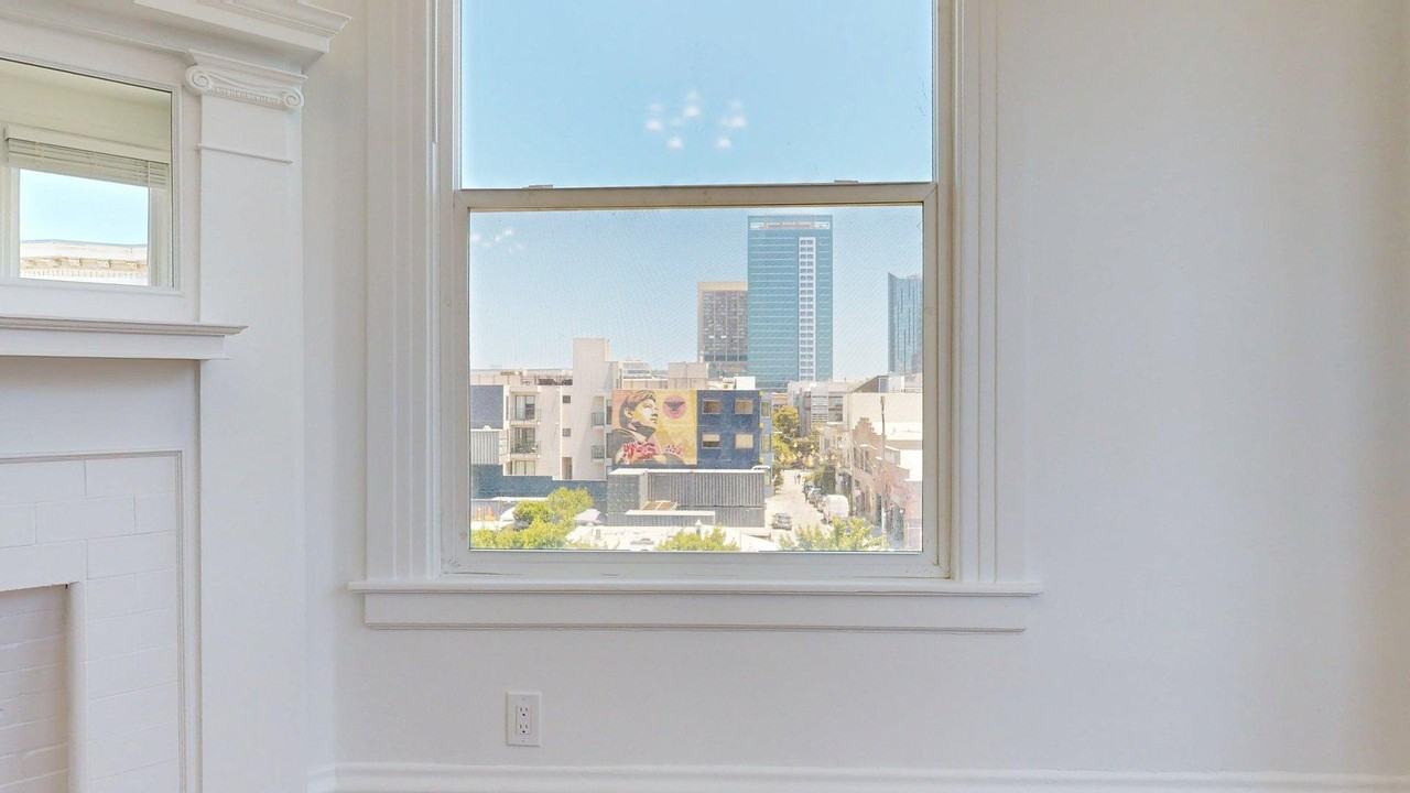 445 Octavia St #7 - Photo 4 of 16