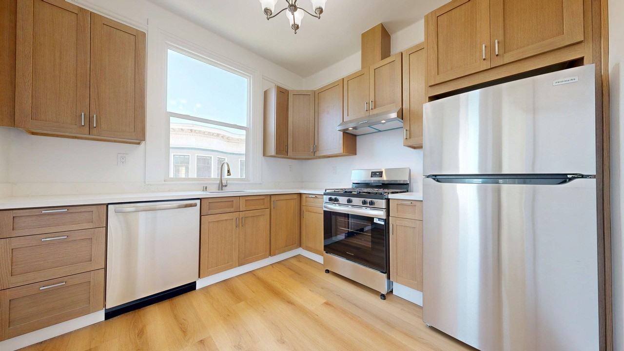 445 Octavia St #7 - Photo 5 of 16