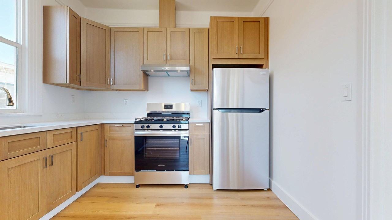 445 Octavia St #7 - Photo 6 of 16