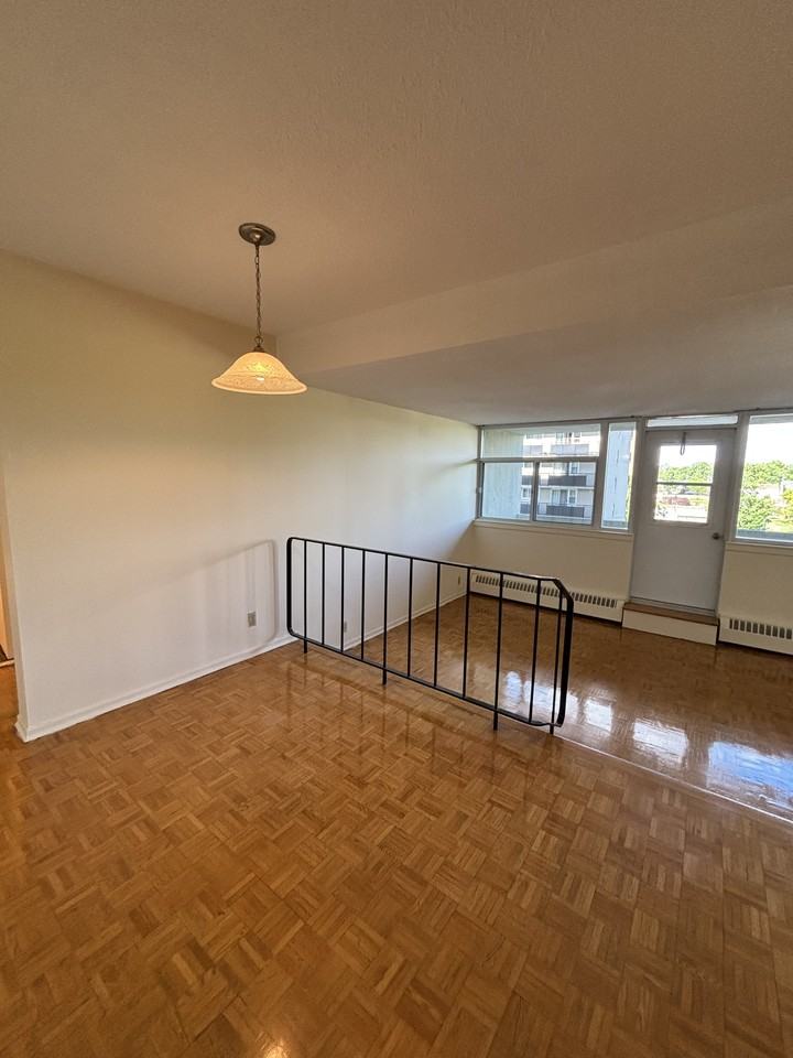 70 Mcewen Ave #505