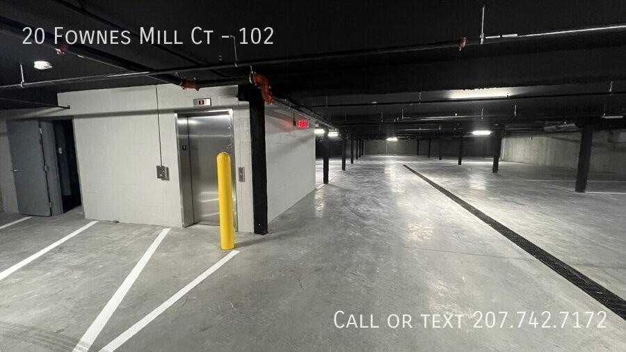 20 Fownes Mill Ct #102 - Photo 3 of 44
