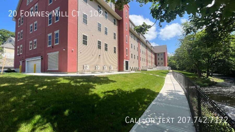 20 Fownes Mill Ct #102 - Photo 7 of 44