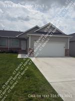 featured image of 1136 N Broadview St #1
