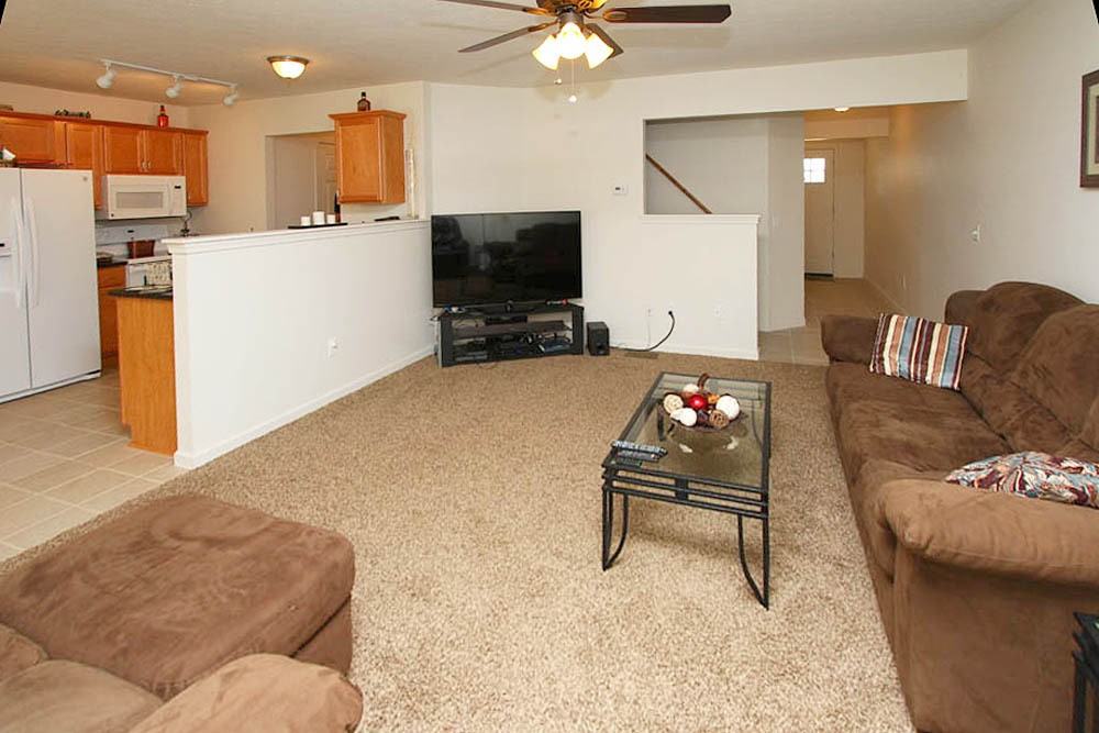 11 Livery Way - Photo 3 of 17