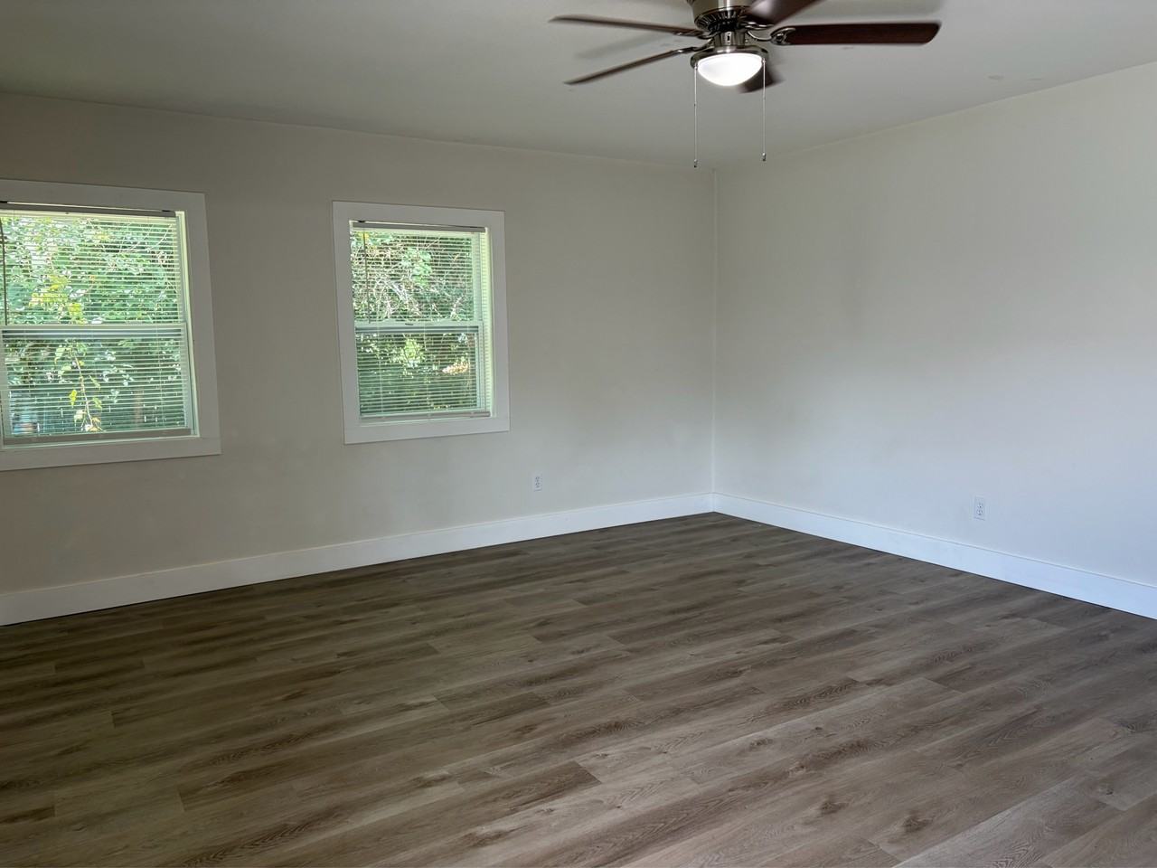 542 Osceola Street - Photo 2 of 4
