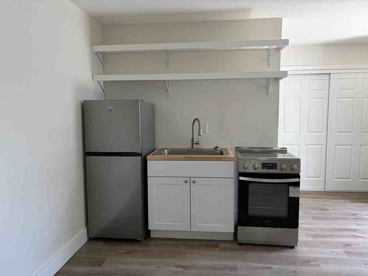 542 Osceola Street - Photo 4 of 4