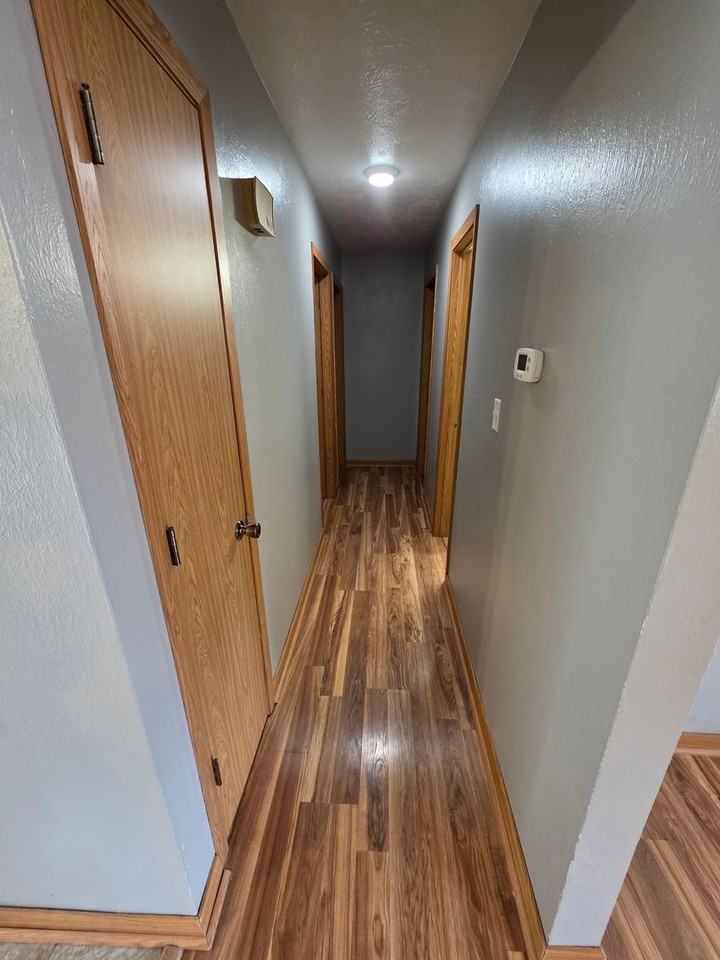 501 Adare Rd - Photo 5 of 18
