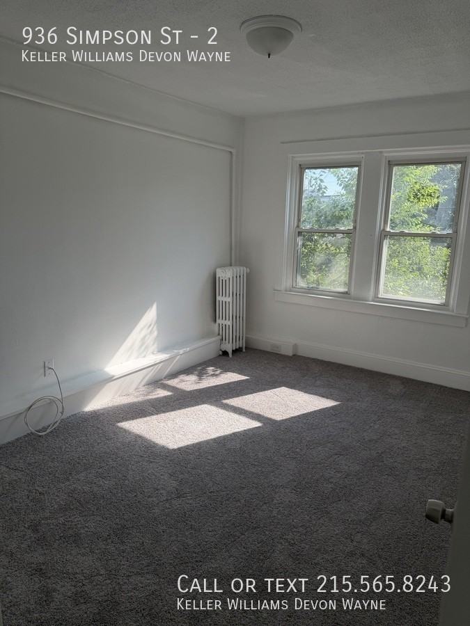 936 Simpson St #2 - Photo 4 of 13