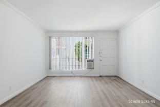 426 S Rexford Dr #4 - Photo 1 of 1