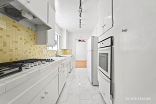 221 S Reeves Dr #204 - Photo 1 of 1