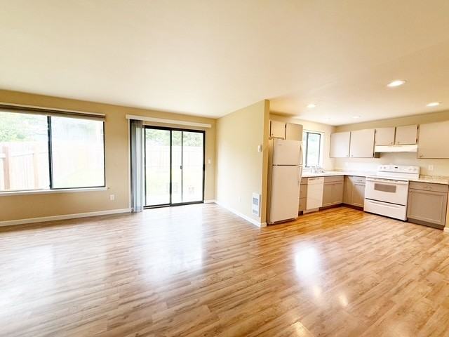 2707 Sedgwick Rd - Photo 6 of 19