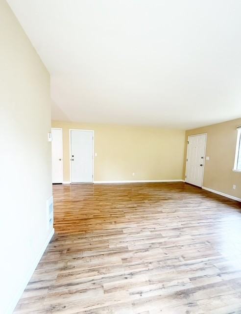 2707 Sedgwick Rd - Photo 7 of 19