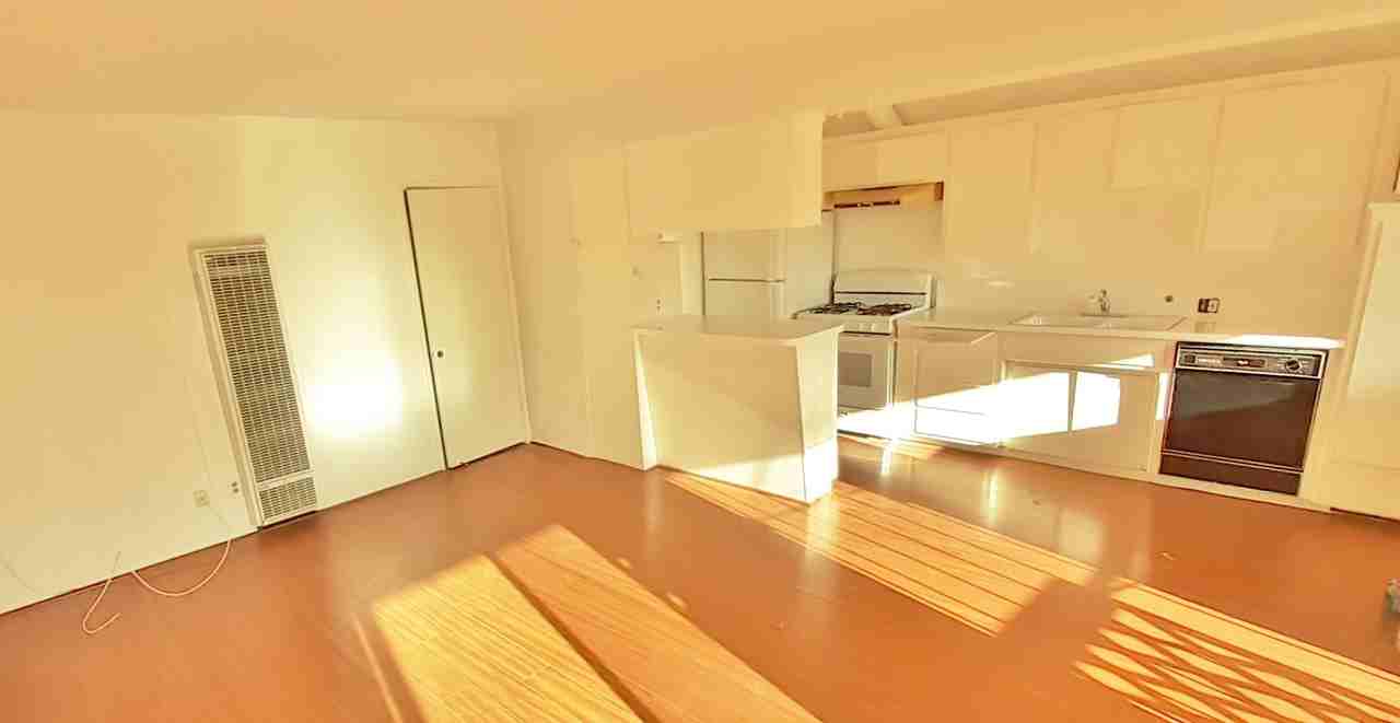 1514 Penmar Avenue - Photo 3 of 10